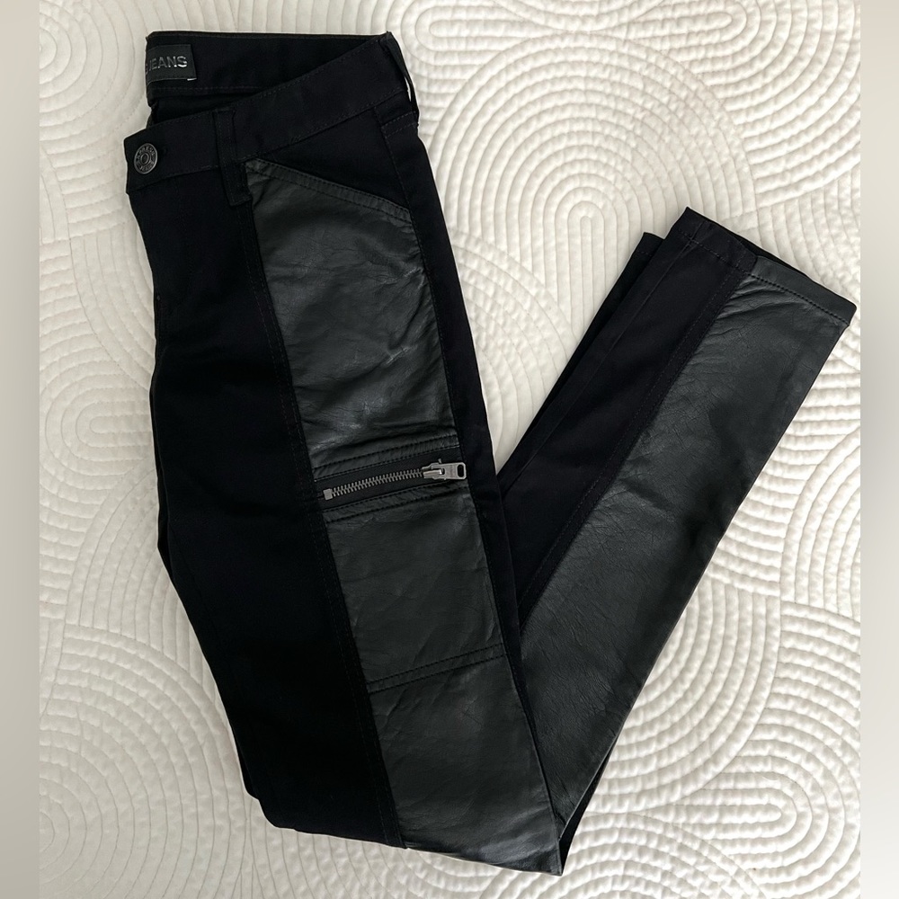 🍾 NWOT Black Leather Express Pants
